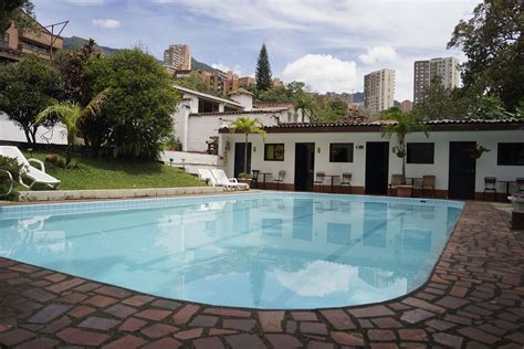 hotel premium real medellin